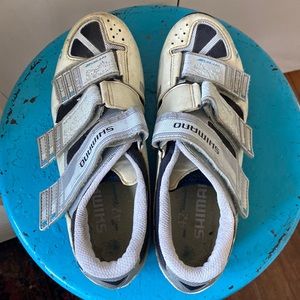 Shimano cycling shoes size 42 women’s 10